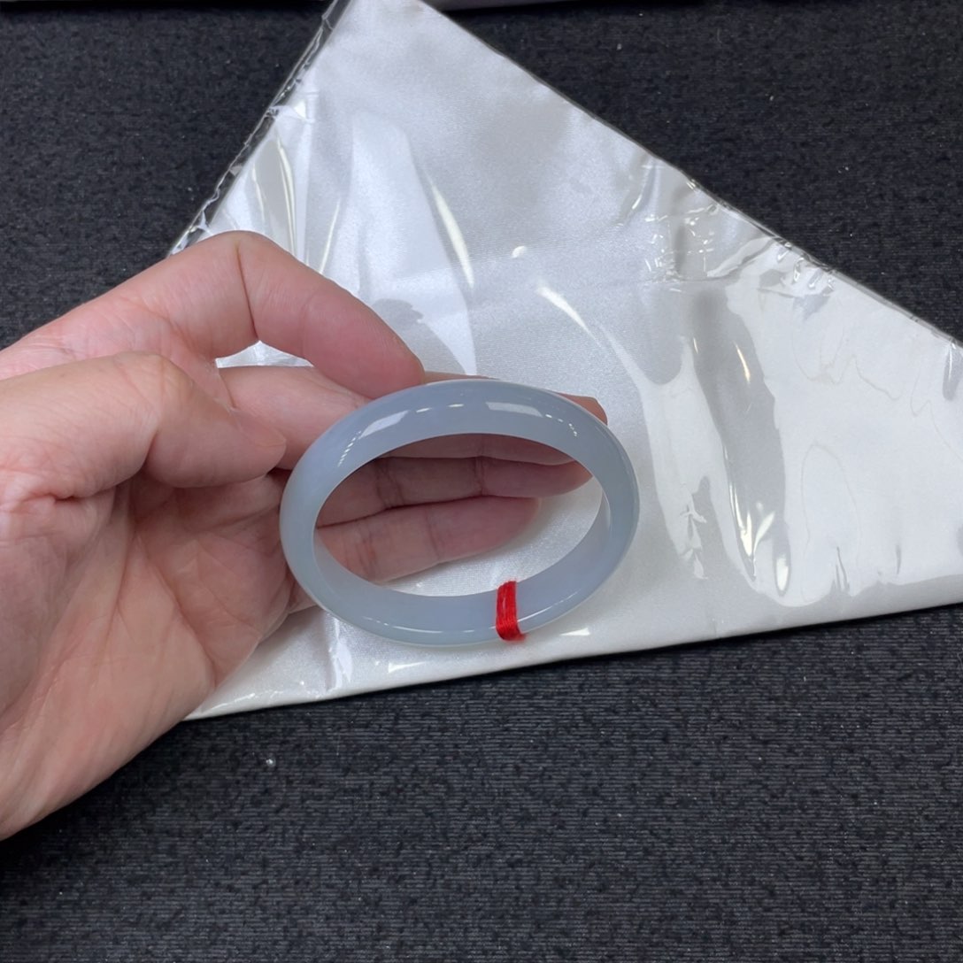 翡翠手镯未镶嵌54贵妃