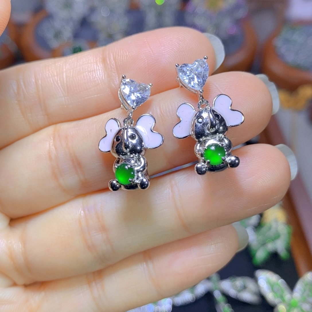 翡翠颈饰银S925镶嵌天然翡翠