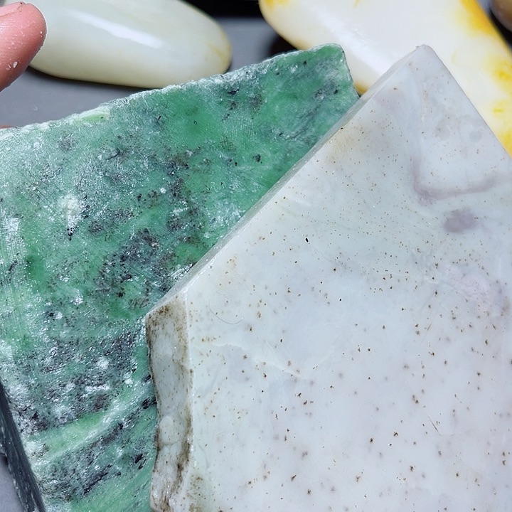 和田玉珠宝奇石未镶嵌