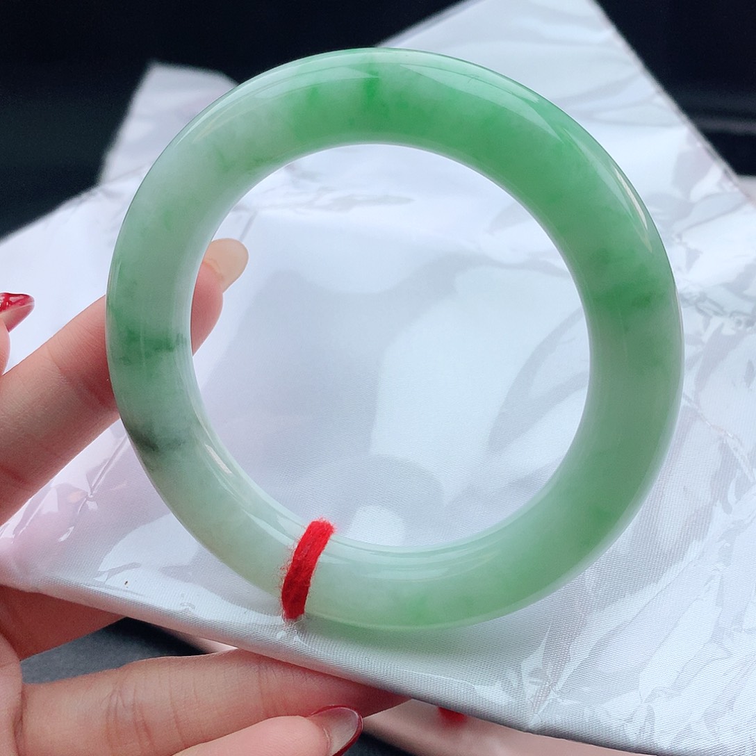 翡翠手镯未镶嵌56圆条881041