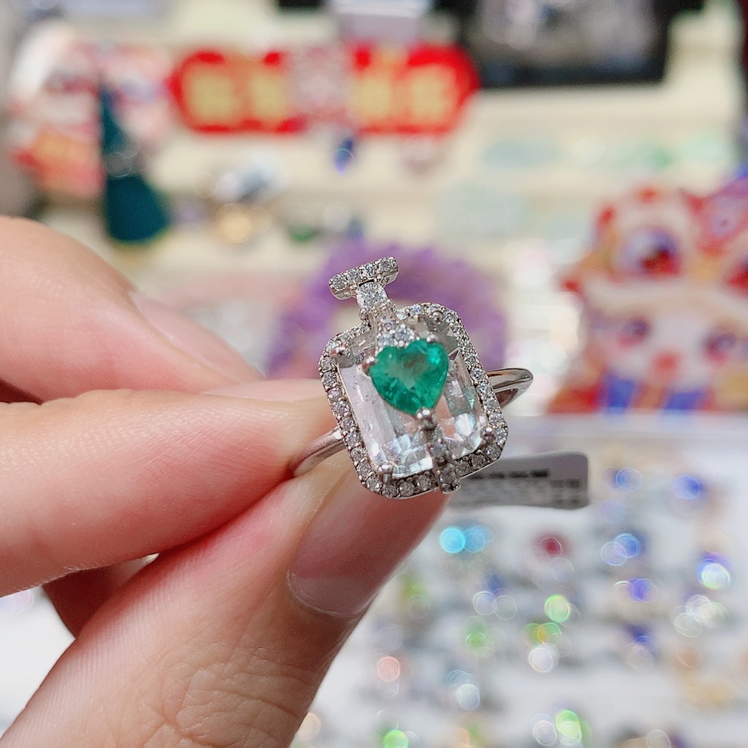 祖母绿戒指银S925镶嵌