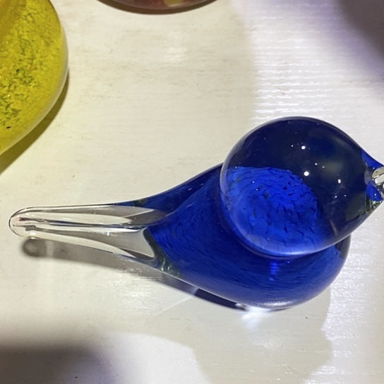 琉璃花瓶高6厘米宽6厘米