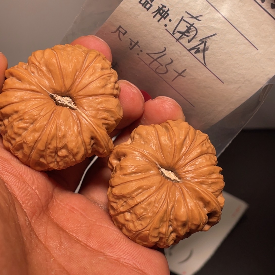 文玩核桃吊坠文玩核桃