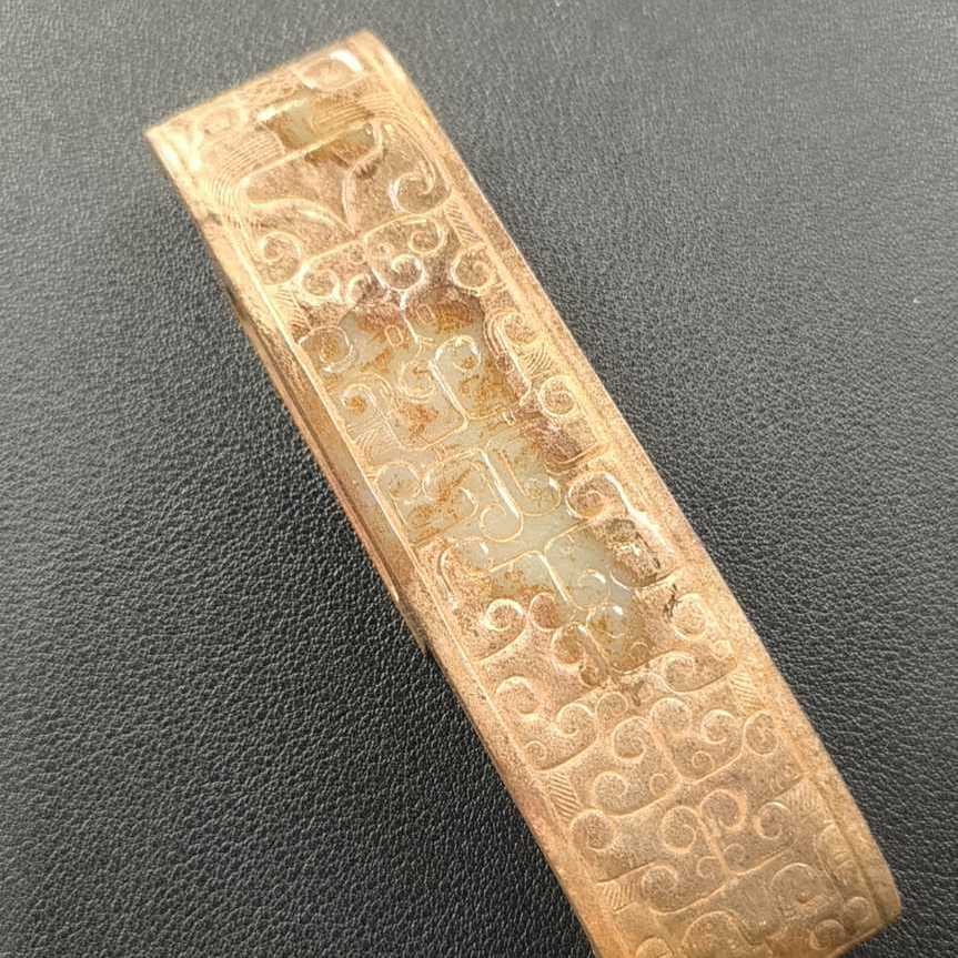 YT0123FCB004 玉雕钩云纹剑璏