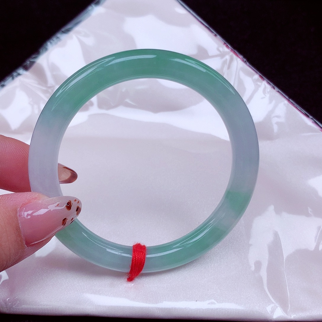 翡翠未镶嵌手镯天然缅甸翡翠A货玉手镯