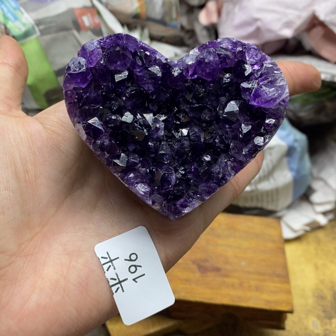 紫晶乌拉圭未镶嵌