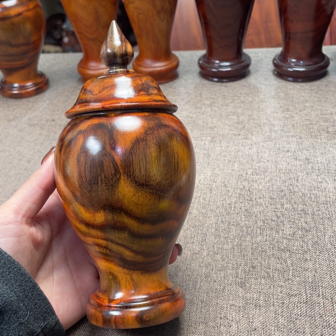 交趾黄檀（大红酸枝）将军罐