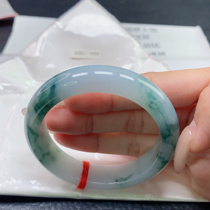 翡翠未镶嵌手镯5455