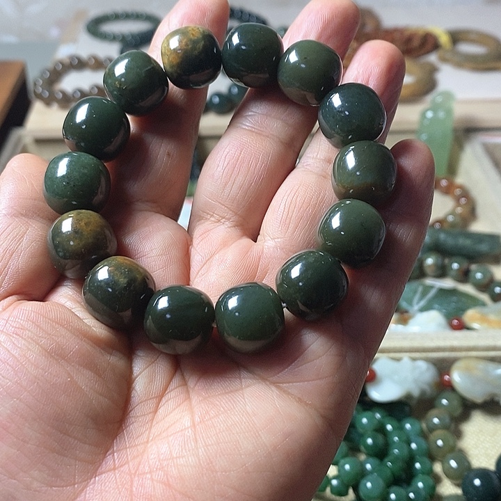 和田玉（糖玉）未镶嵌手链