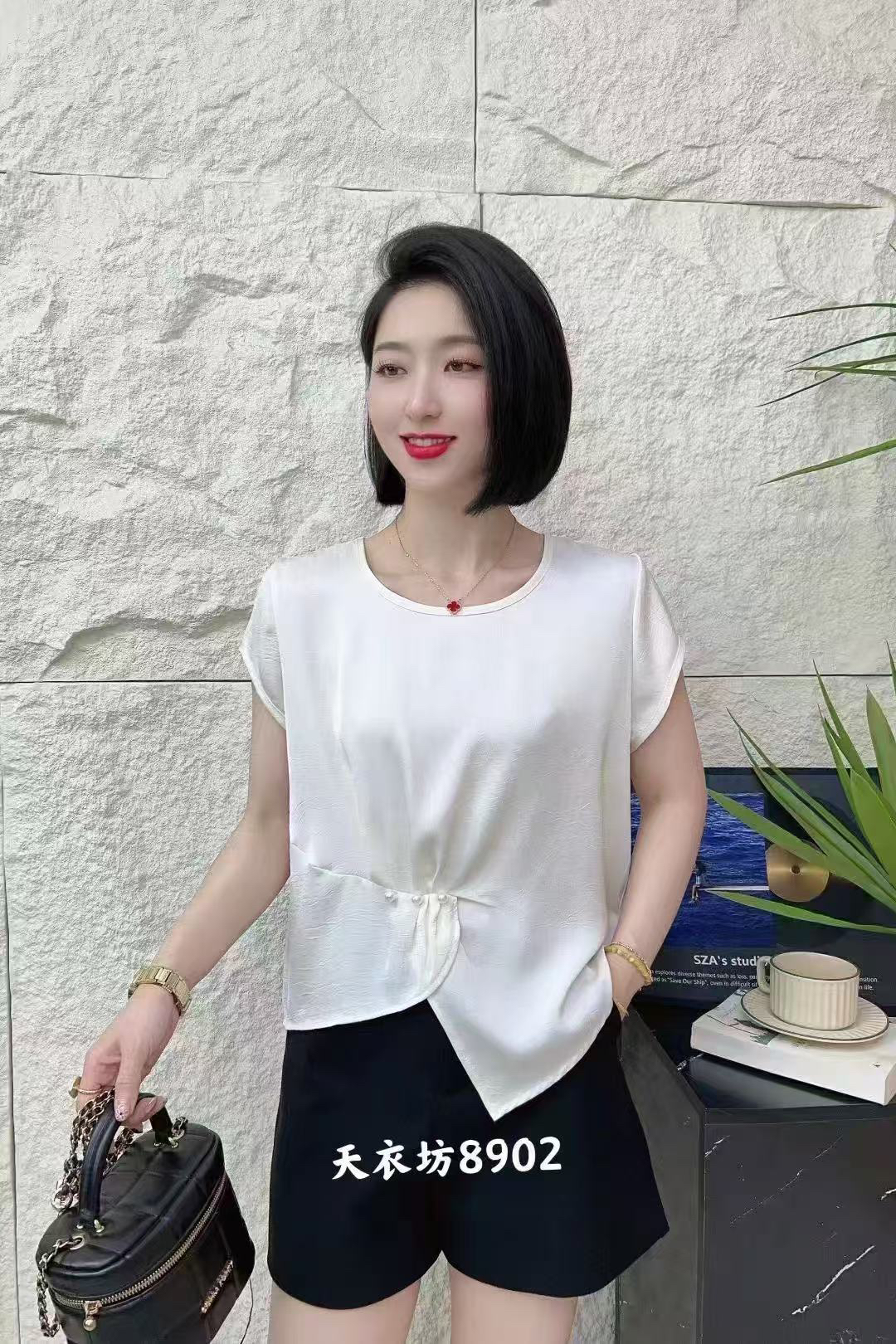 夏天新款缎面不规则下摆上衣8902