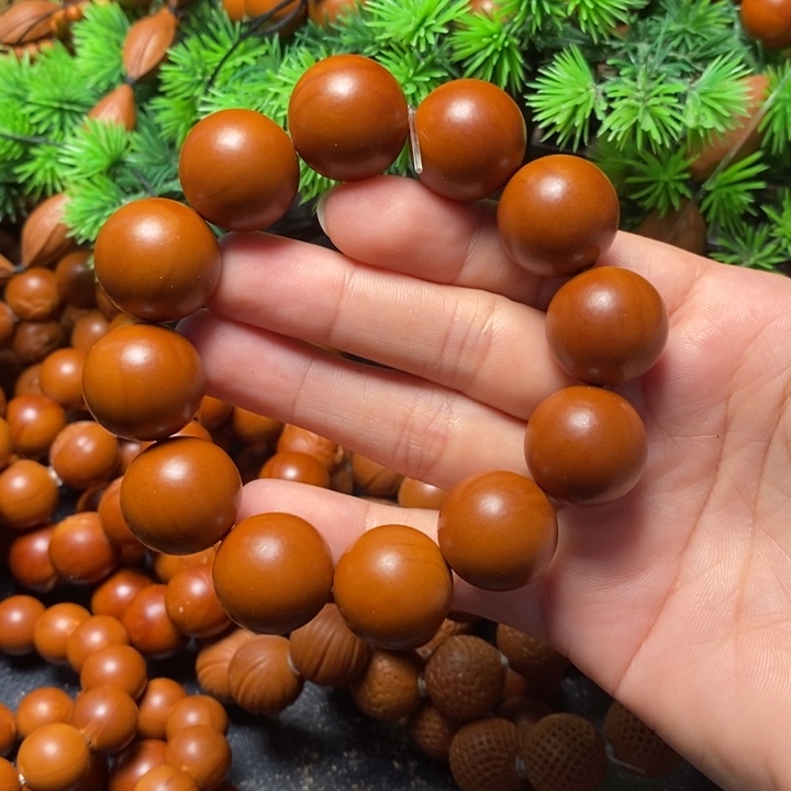 喜***阳橄榄核手串1.9树王光珠