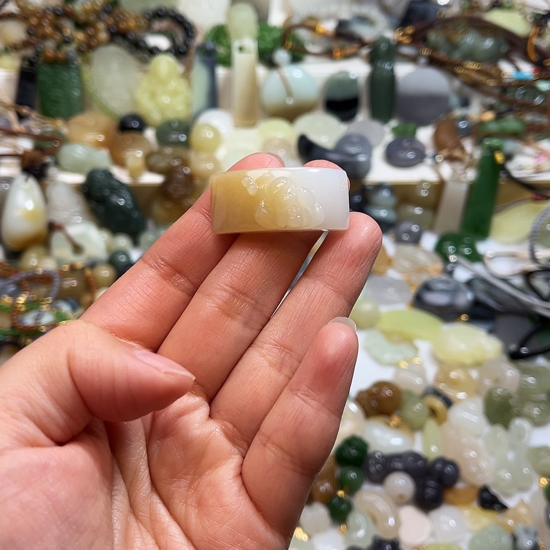 ꧁***꧂和田玉（糖玉）未镶嵌手绳