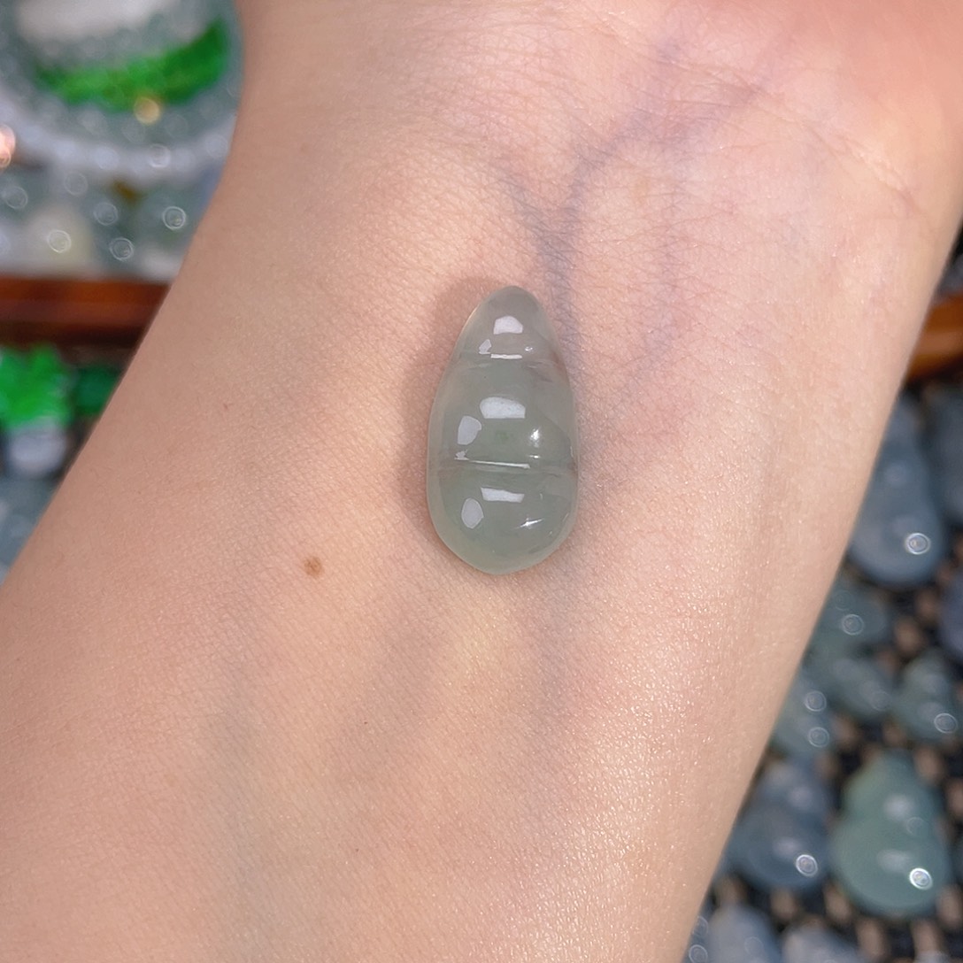 翡翠未镶嵌项圈天然缅甸A货翡翠