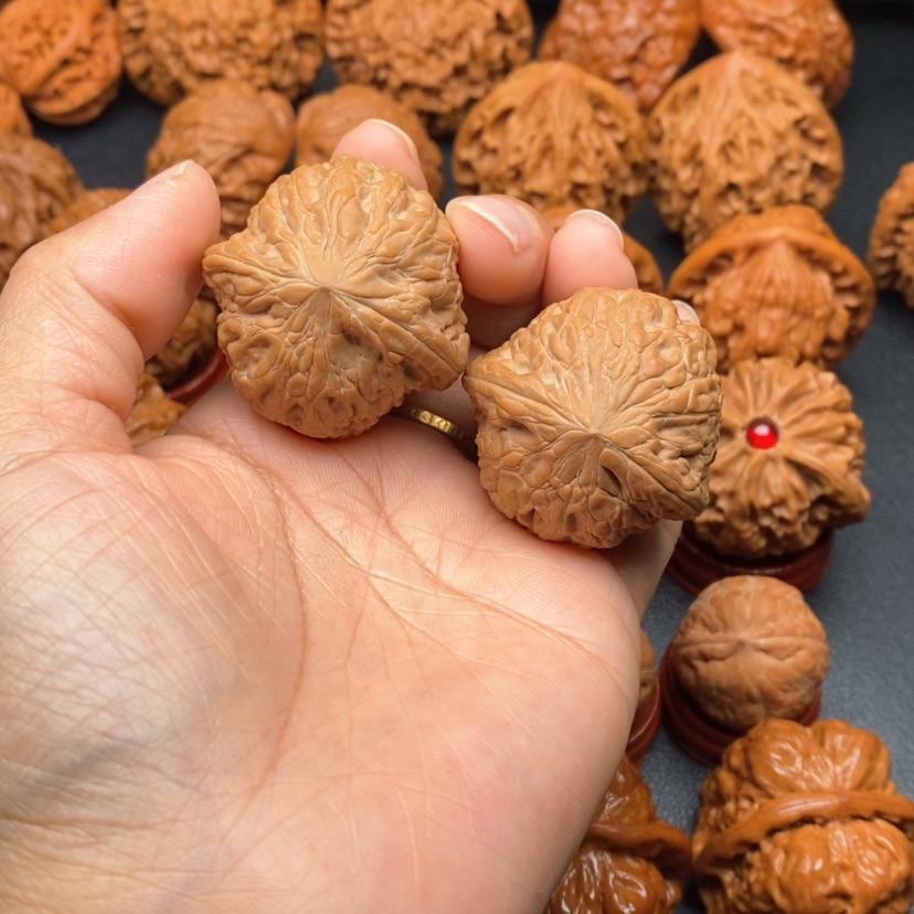 【闪购商品】文玩核桃把件37铁锤