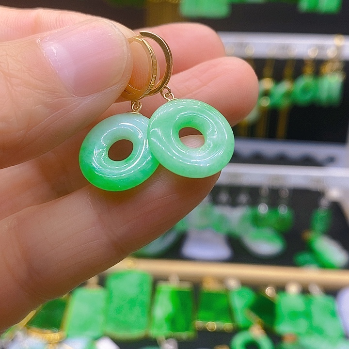 翡翠耳饰18K金镶嵌耳坠