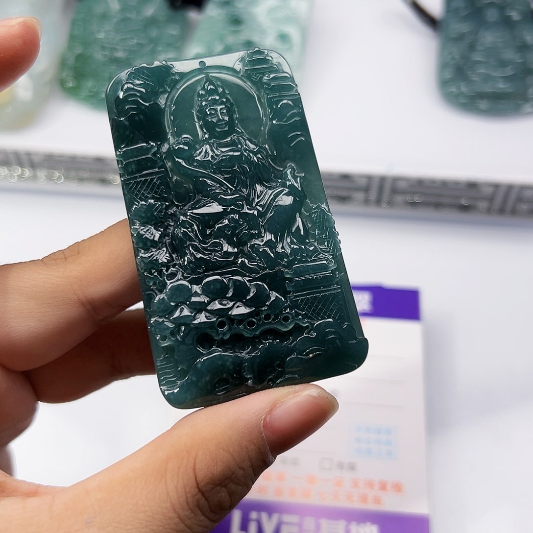 翡翠挂件未镶嵌吊坠