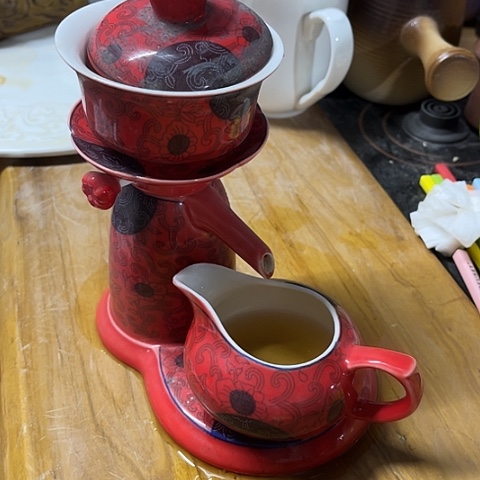 微瑕，不能明火，自动茶具一套