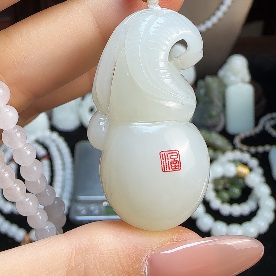 和田玉未镶嵌颈饰定制发货