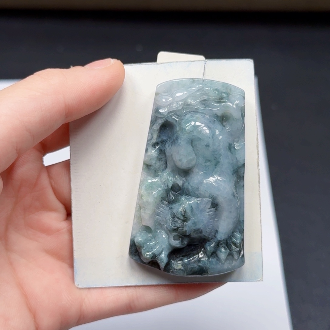 翡翠未镶嵌挂件翡翠