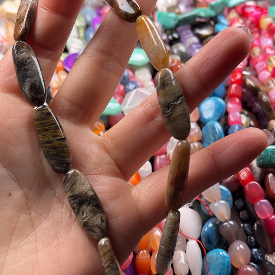 石英质玉珠宝奇石未镶嵌图