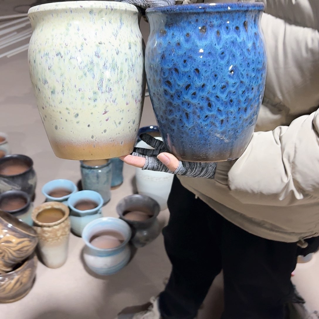 紫砂花盆口18高22两个