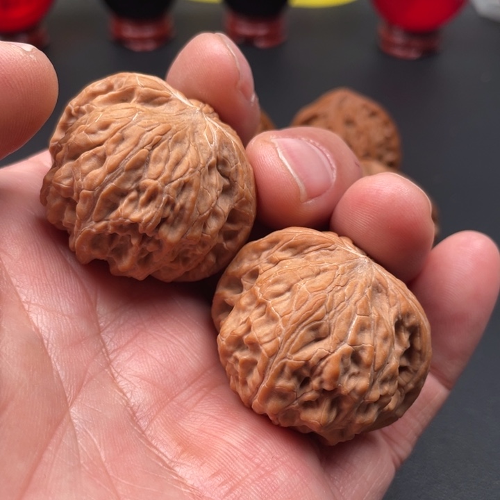 文玩核桃吊坠，*默磨盘