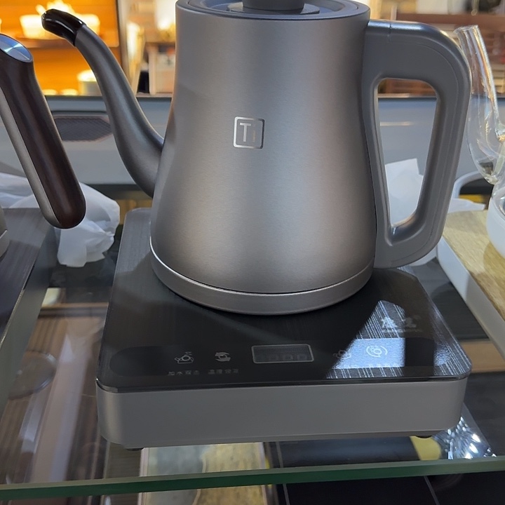 茶盏纯钛全自动上水壶