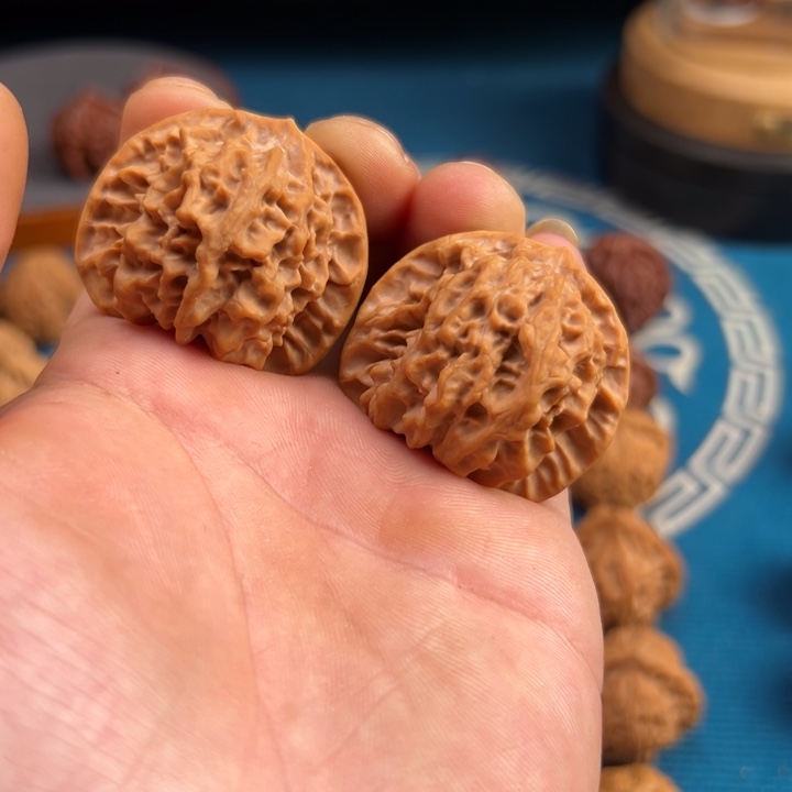 桃核吊坠太*纯野生精吧对