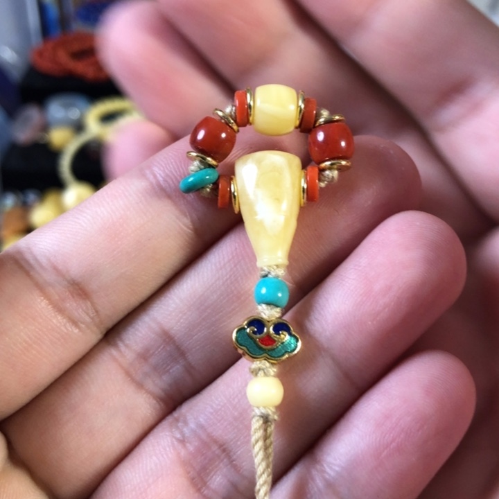 蜜蜡珠宝奇石未镶嵌