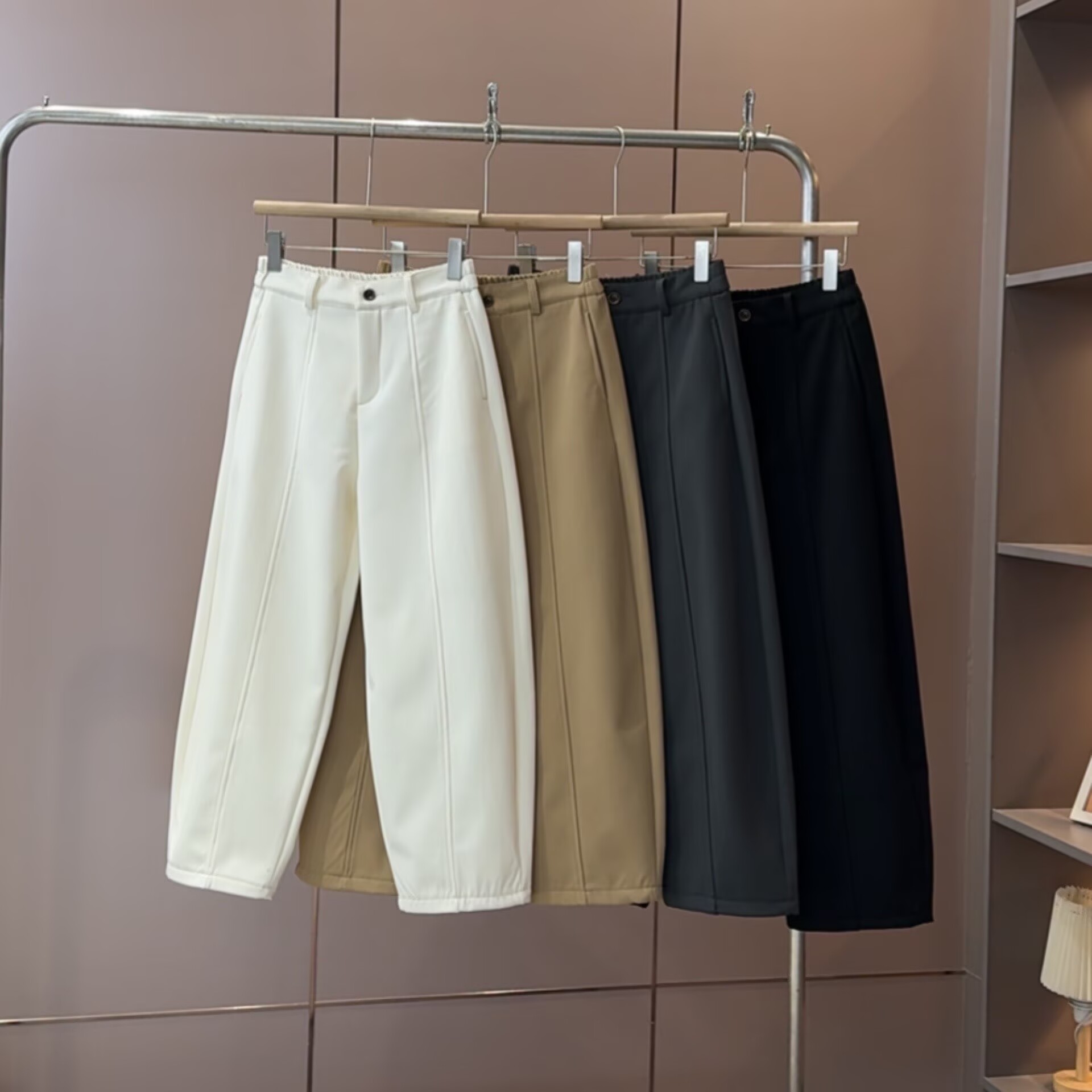 冬装新款加绒加厚保暖休闲裤百搭减龄遮胯显瘦宽松半松紧弯刀裤女