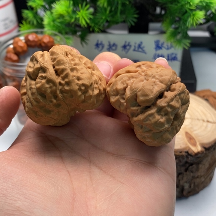 文玩核桃吊坠43全品蛤蟆头