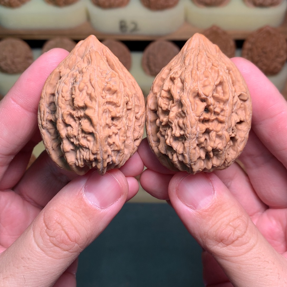 文玩核桃吊坠40大沽石全品无药52.6g