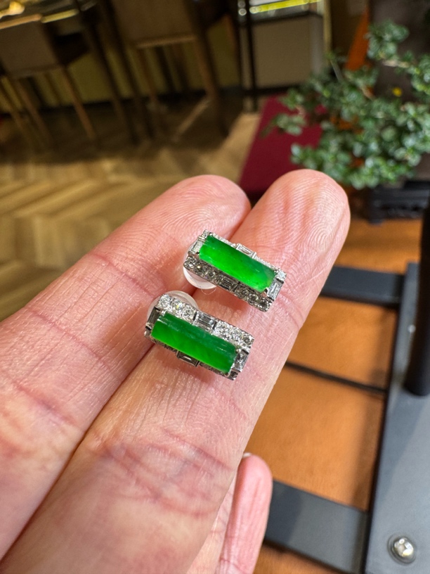 缅甸天然翡翠A货18k金镶嵌