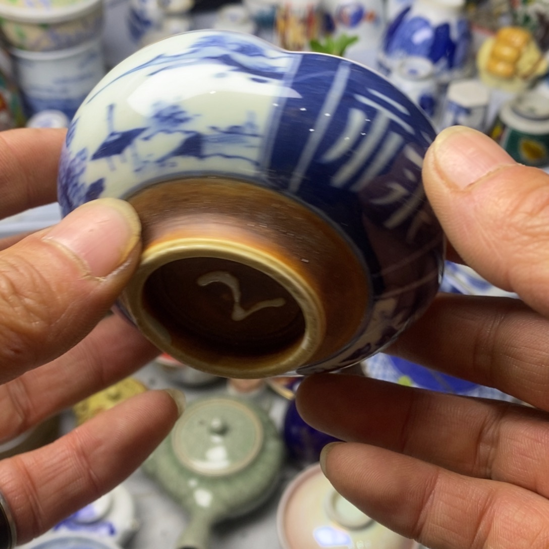 瓷片在干嘛的我还以为在哪来着没睡