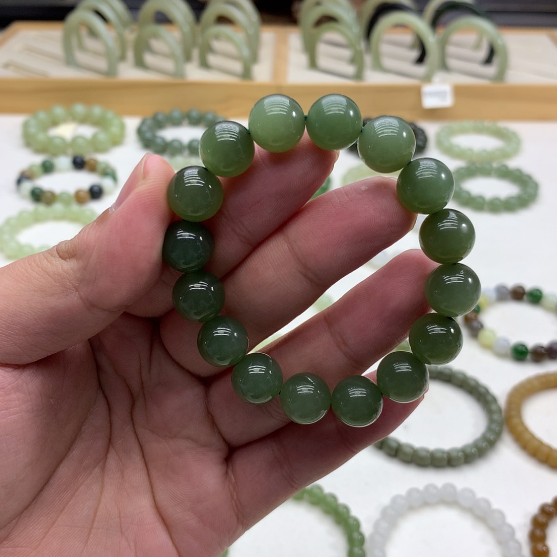 和田玉手串（湖水绿11.7）未镶嵌