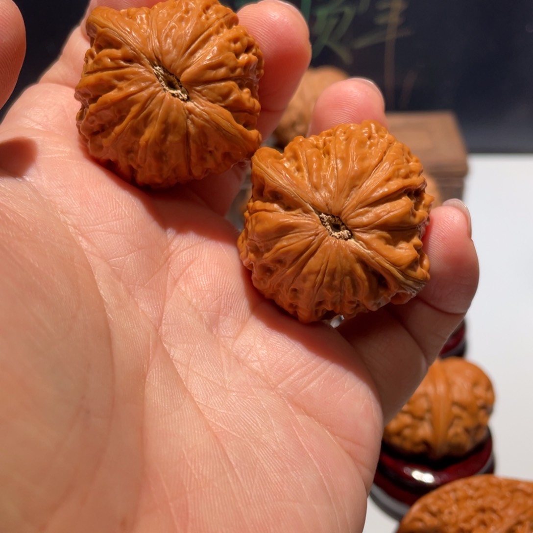 文玩核桃把件陆*柒铁锤39全品