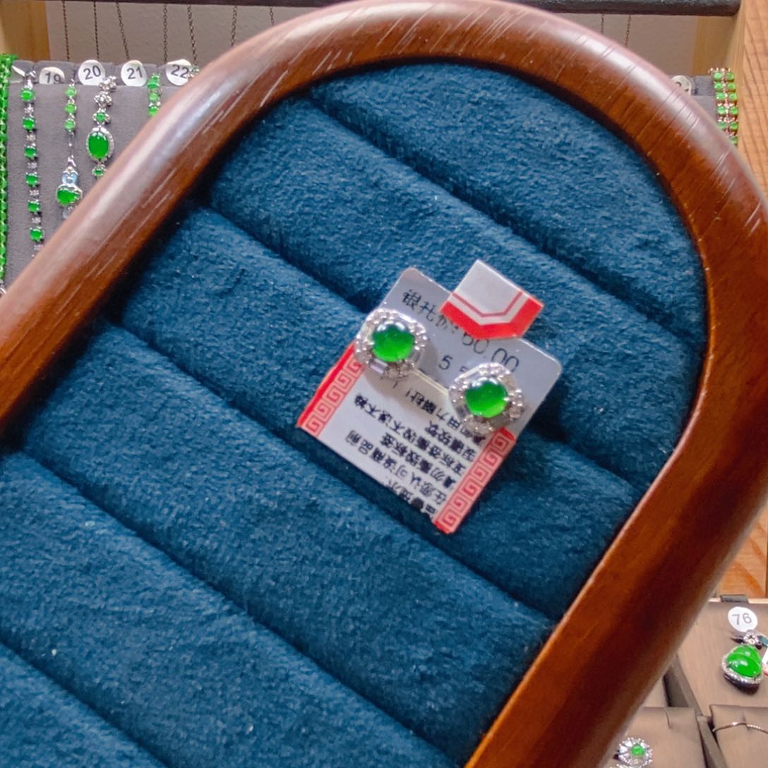 颈饰银S925镶嵌翡翠福**参翡翠耳钉