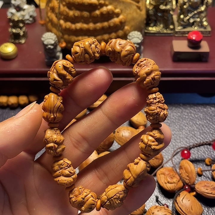 ヾ***～大桃核雕刻十二生肖