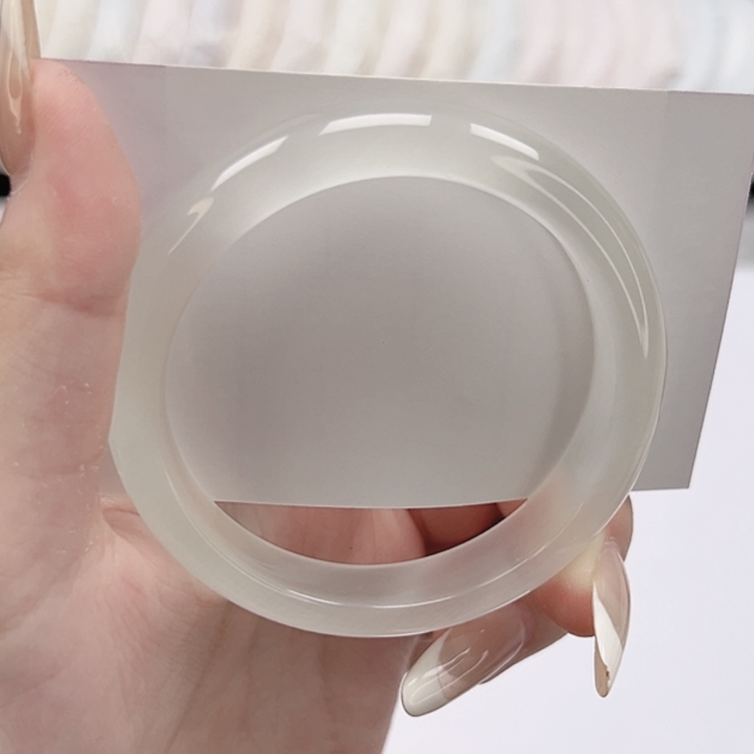 【冰冰白】55圈口 温柔甜美手镯