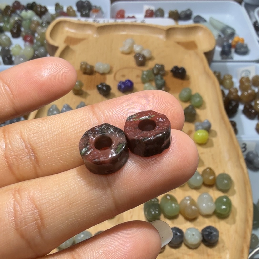 和田玉未镶嵌珠宝奇石