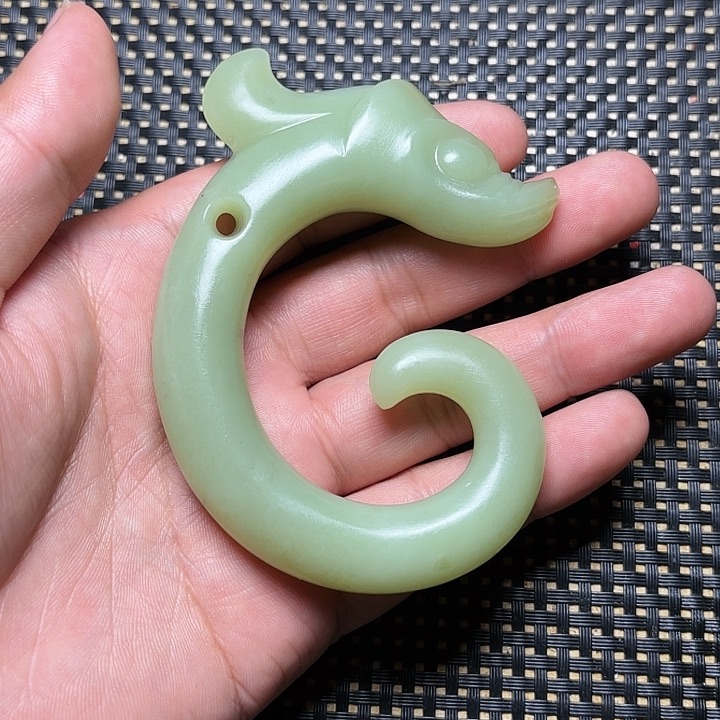 和田玉挂件未镶嵌今*