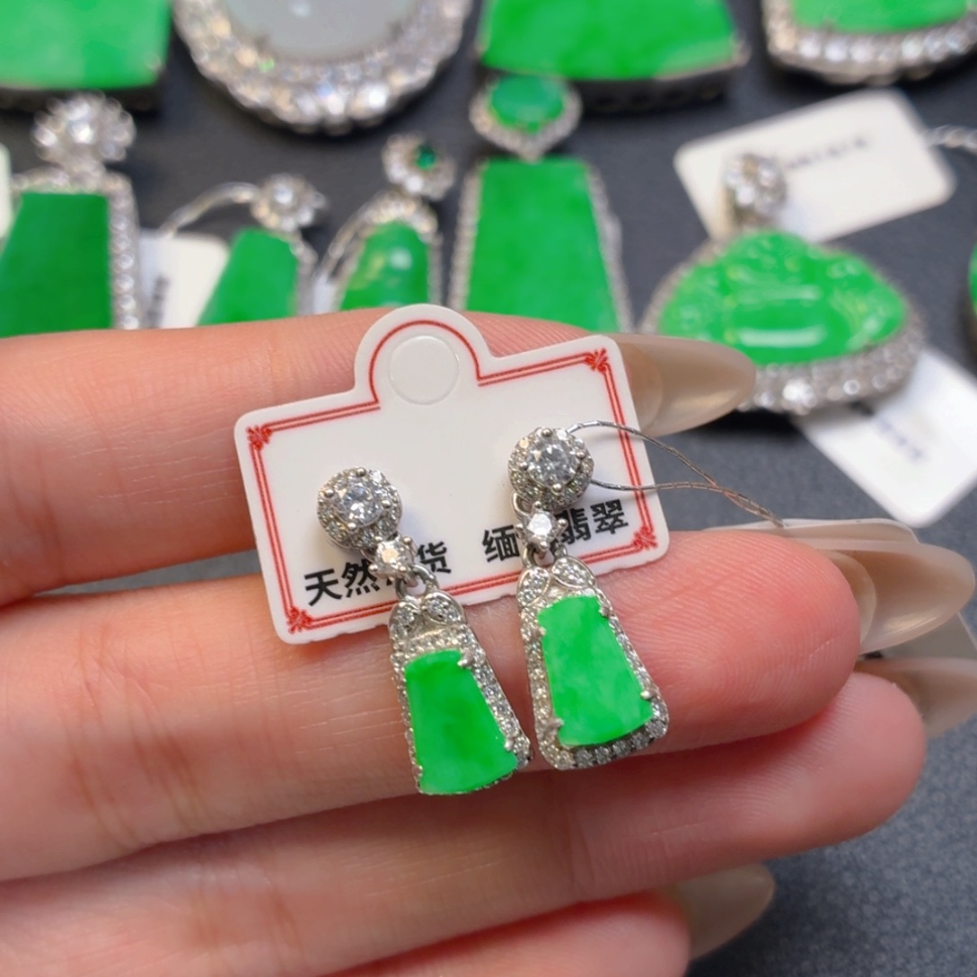 翡翠银S925镶嵌颈饰