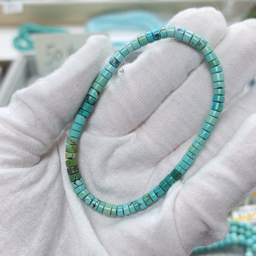 绿松石绿松石未镶嵌