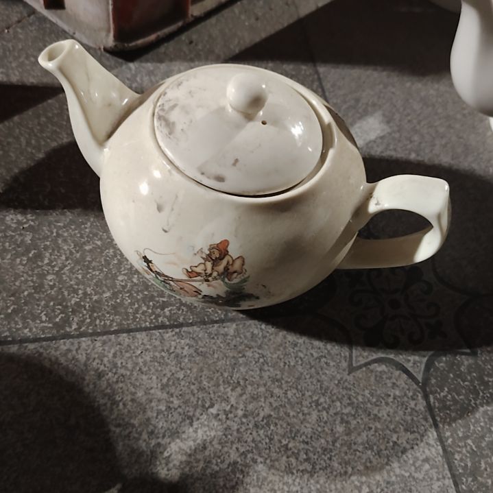 摆件独****欢陶瓷盘子碗啥都有