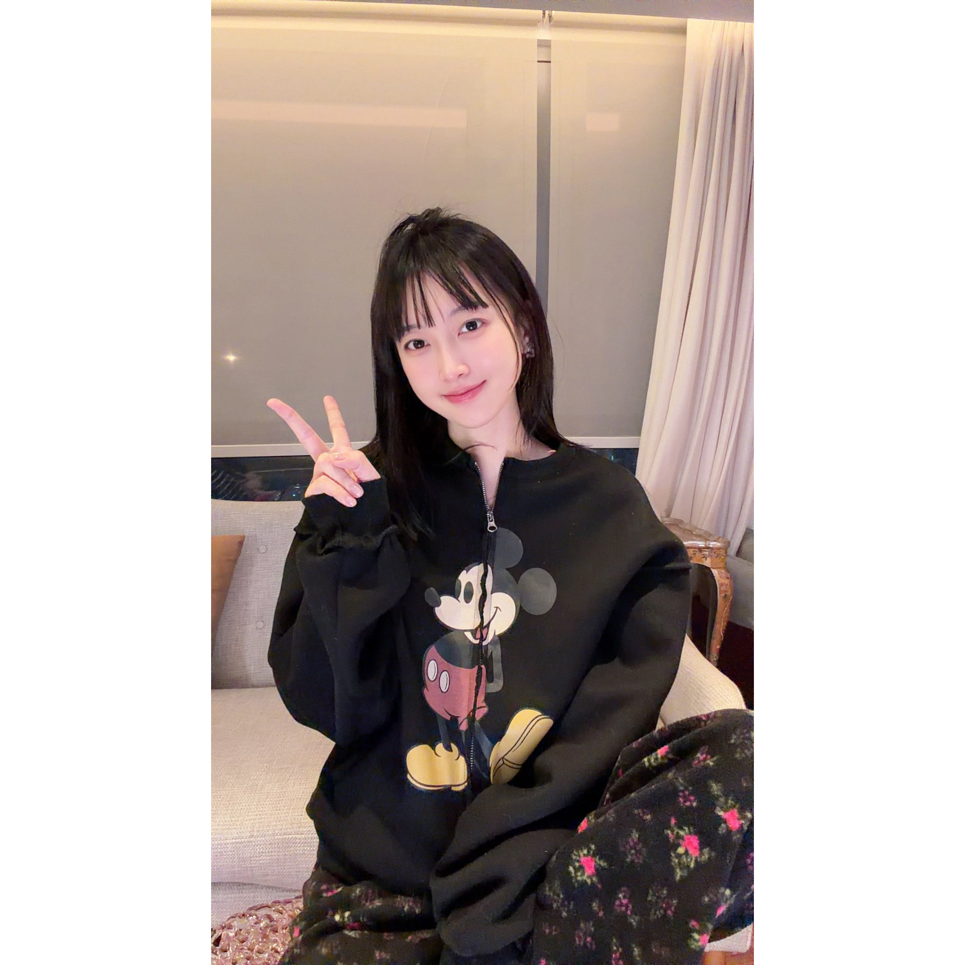 【张静芝】新品~减龄可爱卡通印花百搭圆领卫衣外套