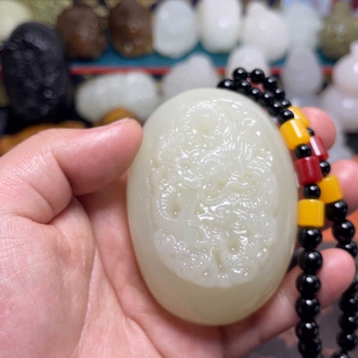 石材天然方解石手把件不退换