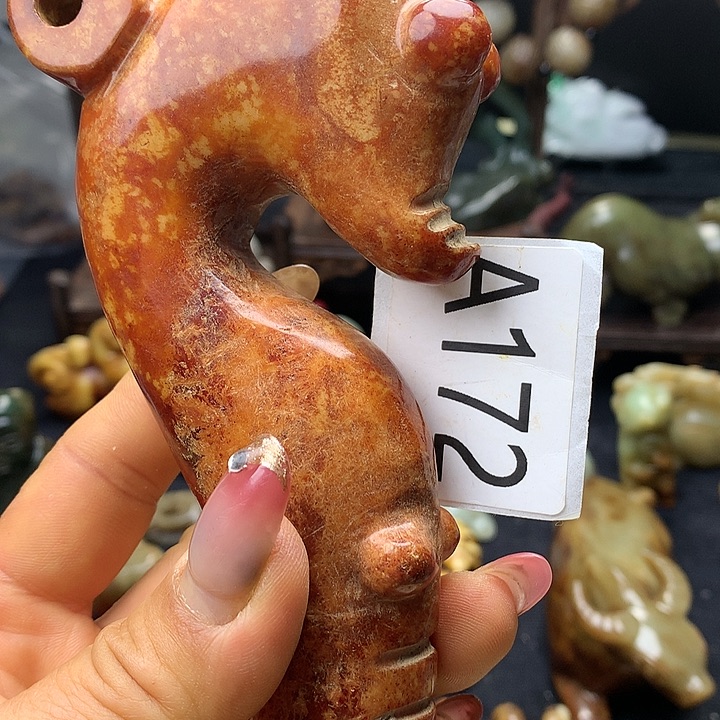 和田玉未镶嵌车挂