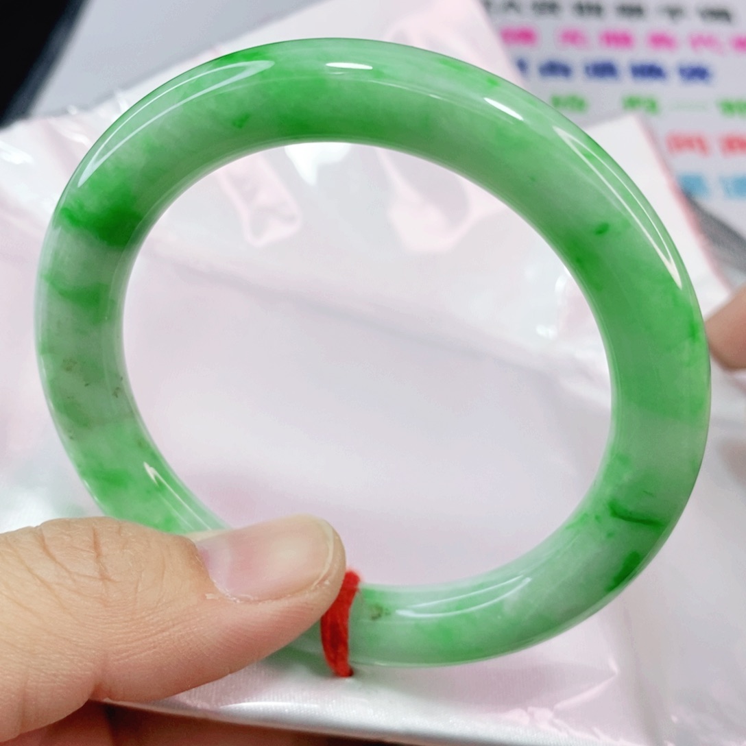 未镶嵌手镯翡翠55圈口圆条