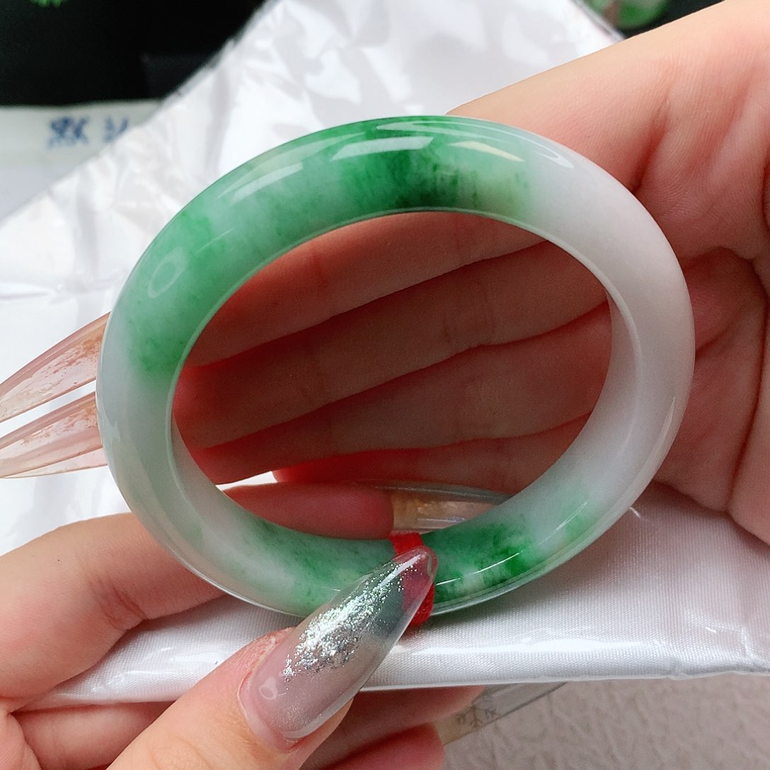 未镶嵌手镯翡翠正圈57