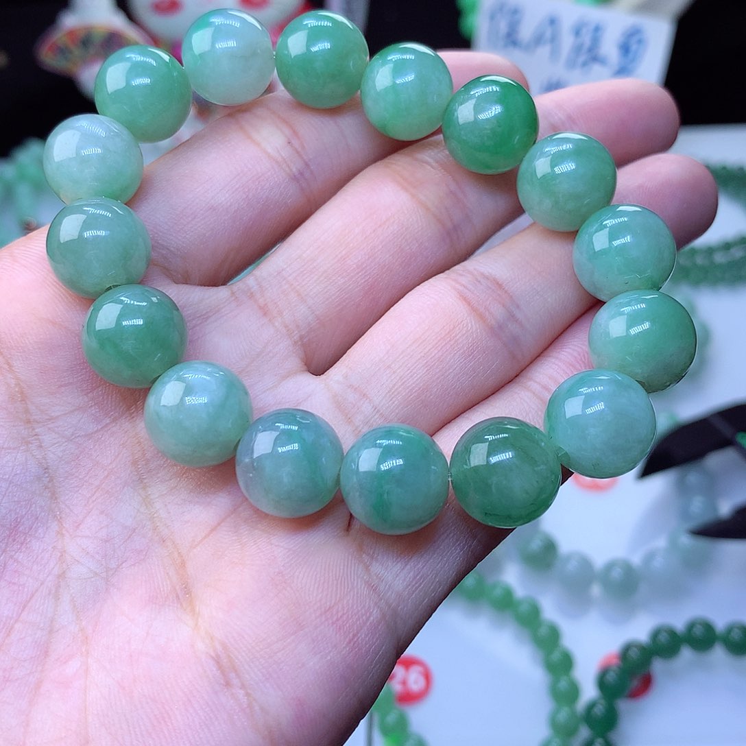 翡翠毛衣链未镶嵌